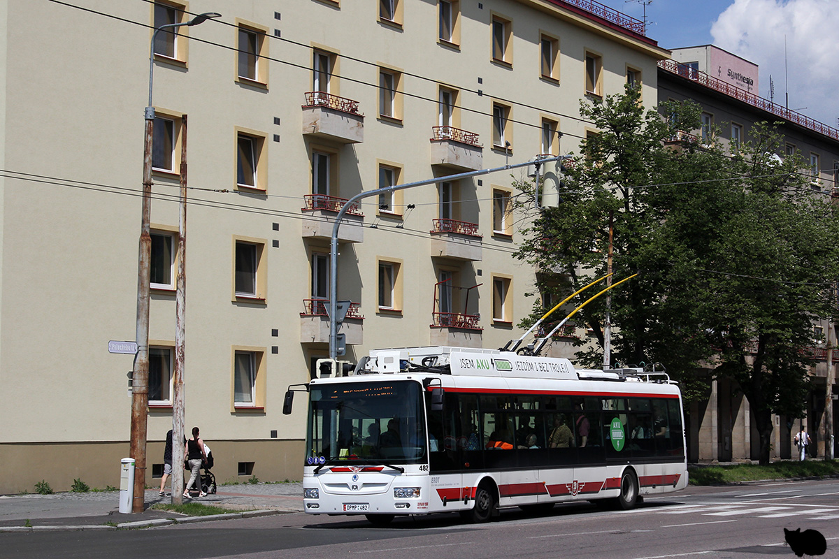 Пардубице, Škoda 30Tr SOR № 482