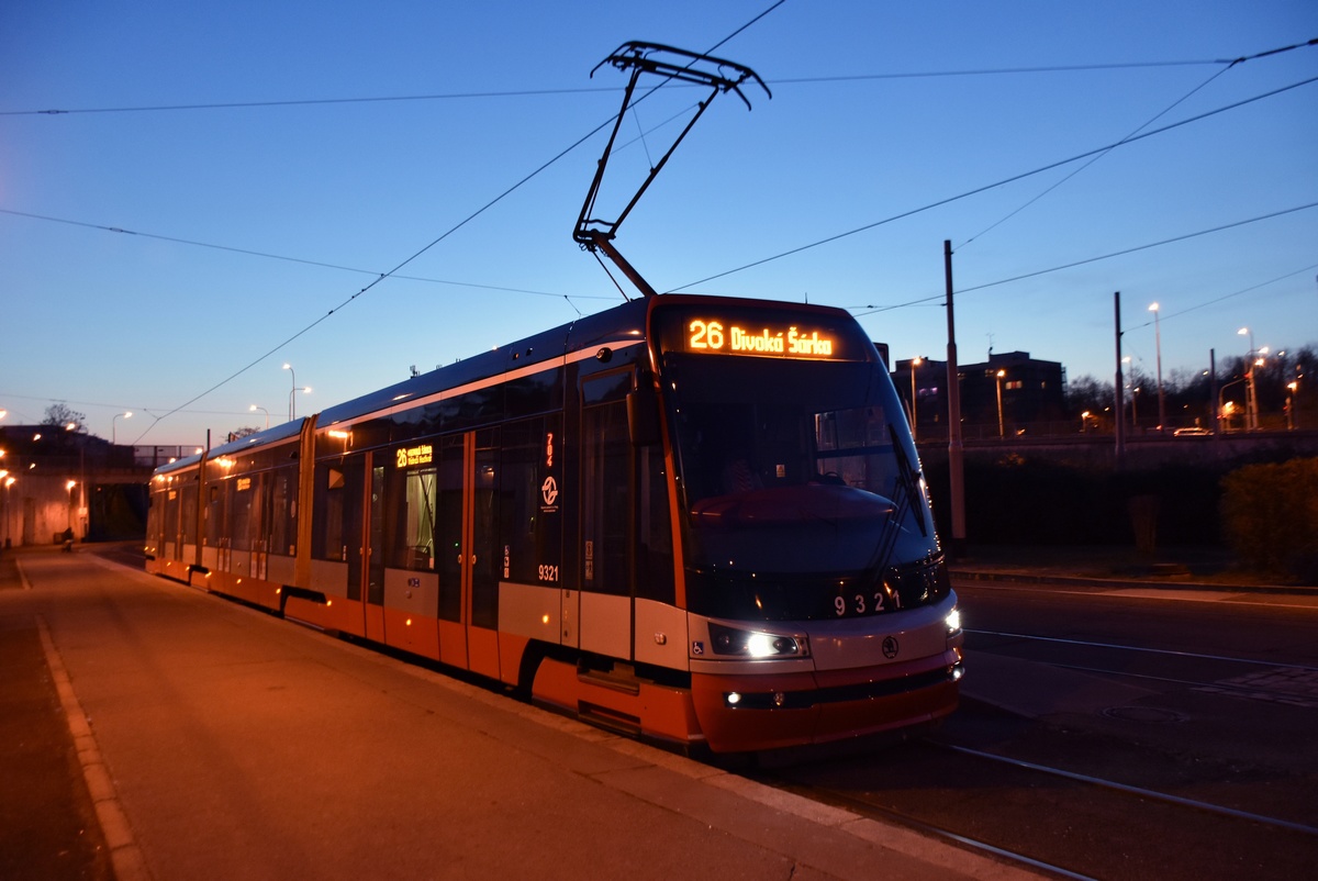 Praha, Škoda 15T3 ForCity Alfa Praha № 9321