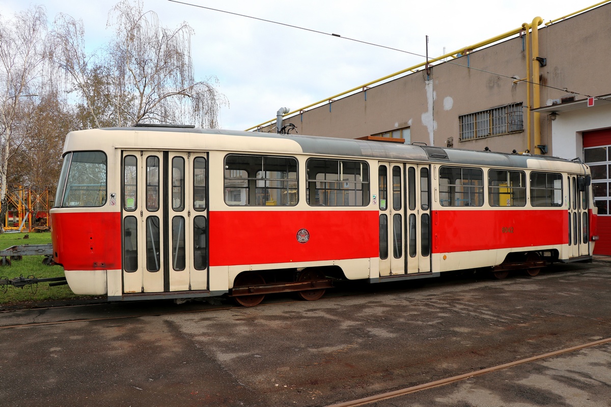 Prague, Tatra T3M № 8042