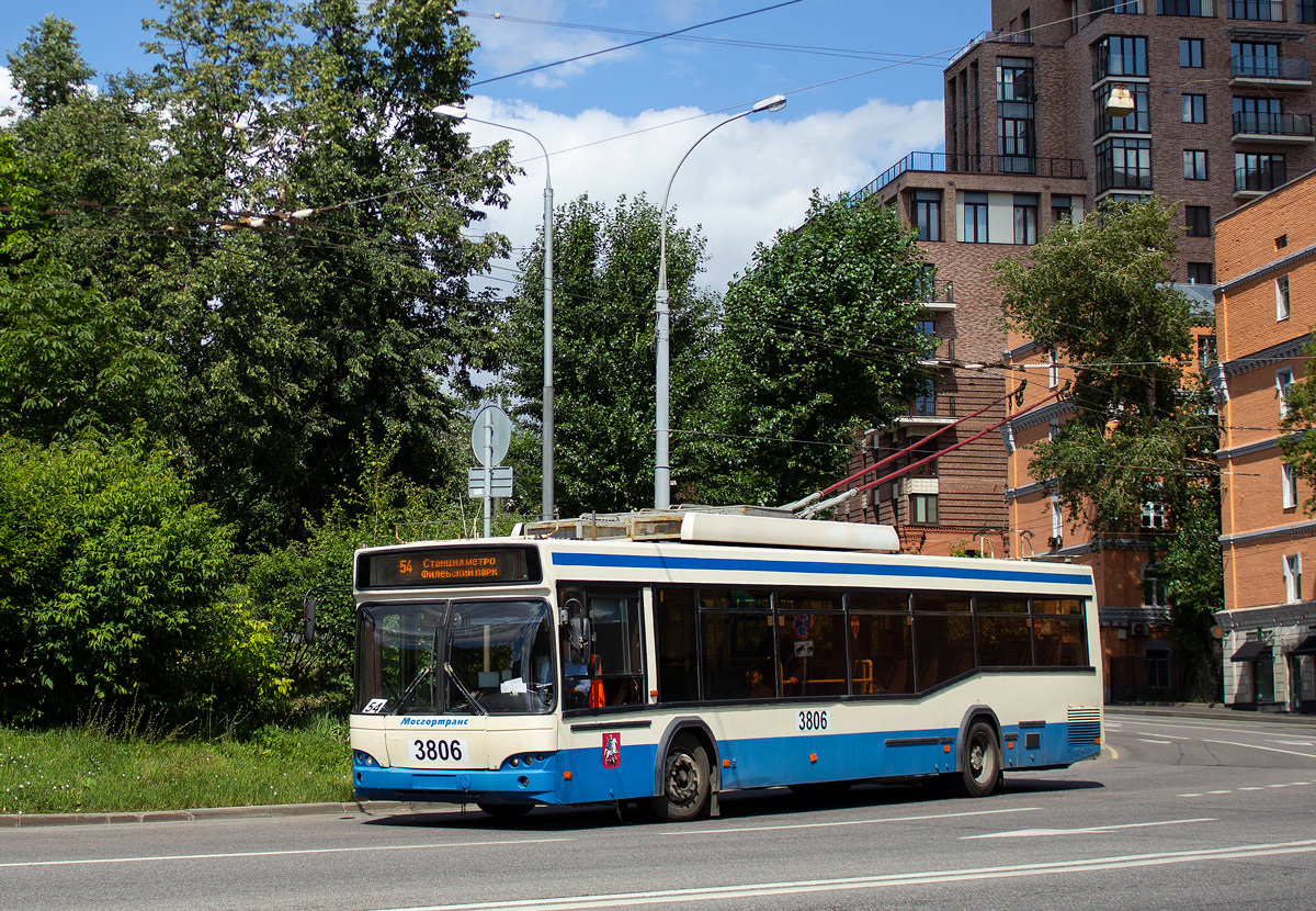 Москва, СВАРЗ-МАЗ-6235.00 № 3806