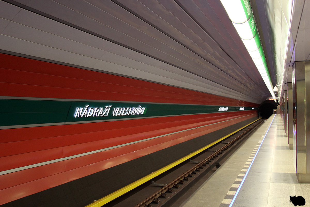 Прага — Метрополитен: линия A