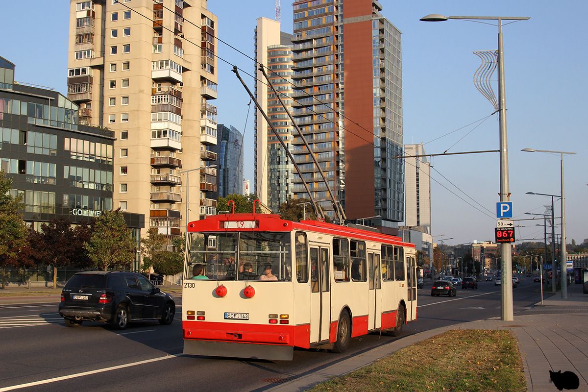 Вильнюс, Škoda 14Tr11/6 № 2130