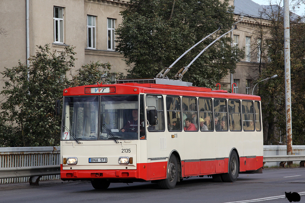 維爾紐斯, Škoda 14Tr11/6 # 2135 維爾紐斯, Škoda 14Tr11/6 # 2135