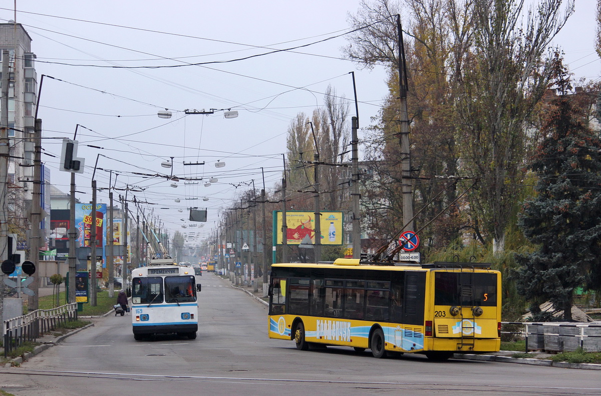 Кременчуг, ЗиУ-682Г [Г00] № 169; Кременчуг, ЛАЗ E183D1 № 203
