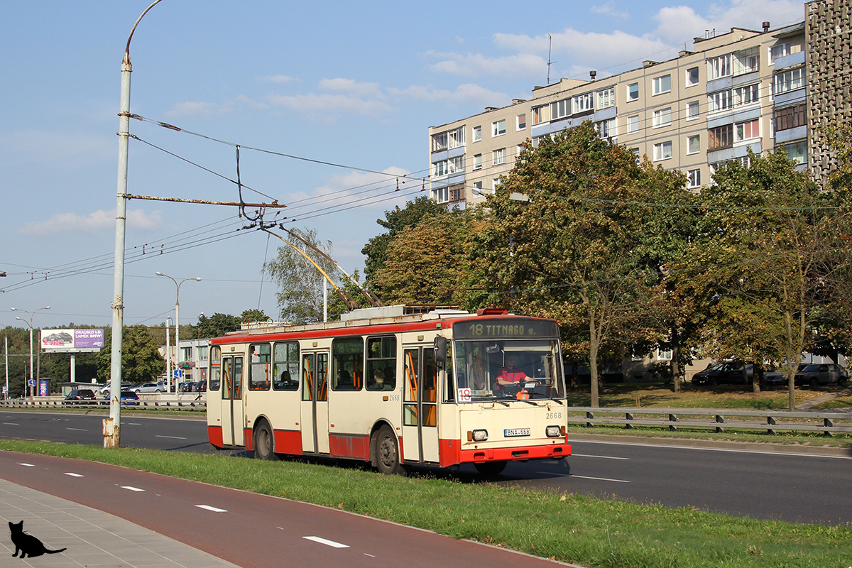 Vilnius, Škoda 14Tr17/6M № 2668