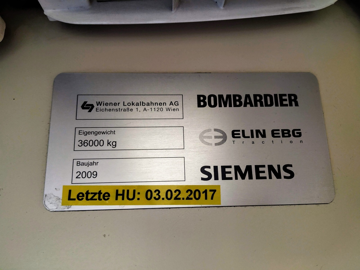 Viena, Bombardier 400 Nr. 412 Viena, Bombardier 400 Nr. 412