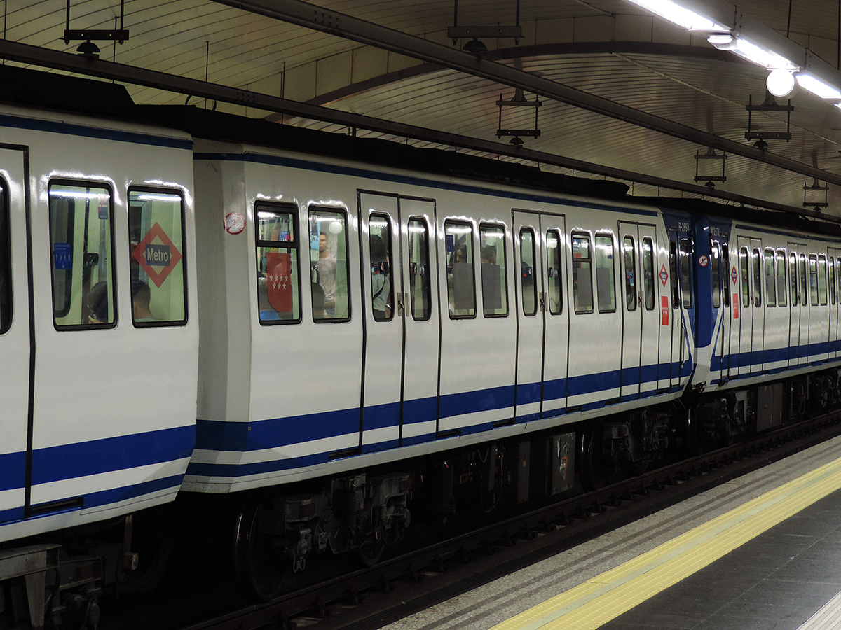 Madrid, CAF Madrid Serie 2000A # R-2693