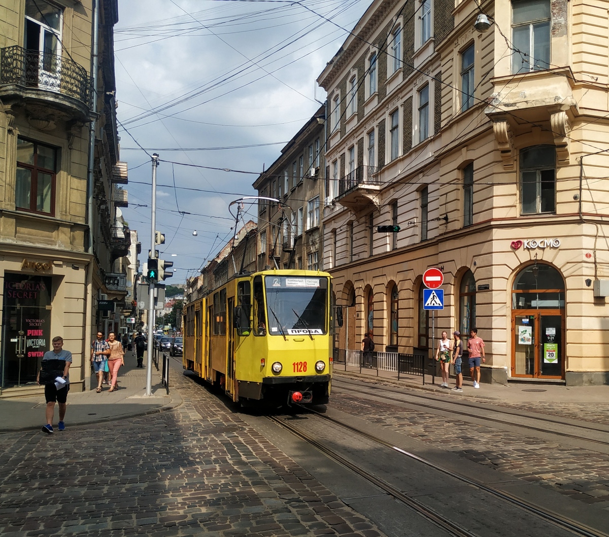 Львов, Tatra KT4SU № 1128