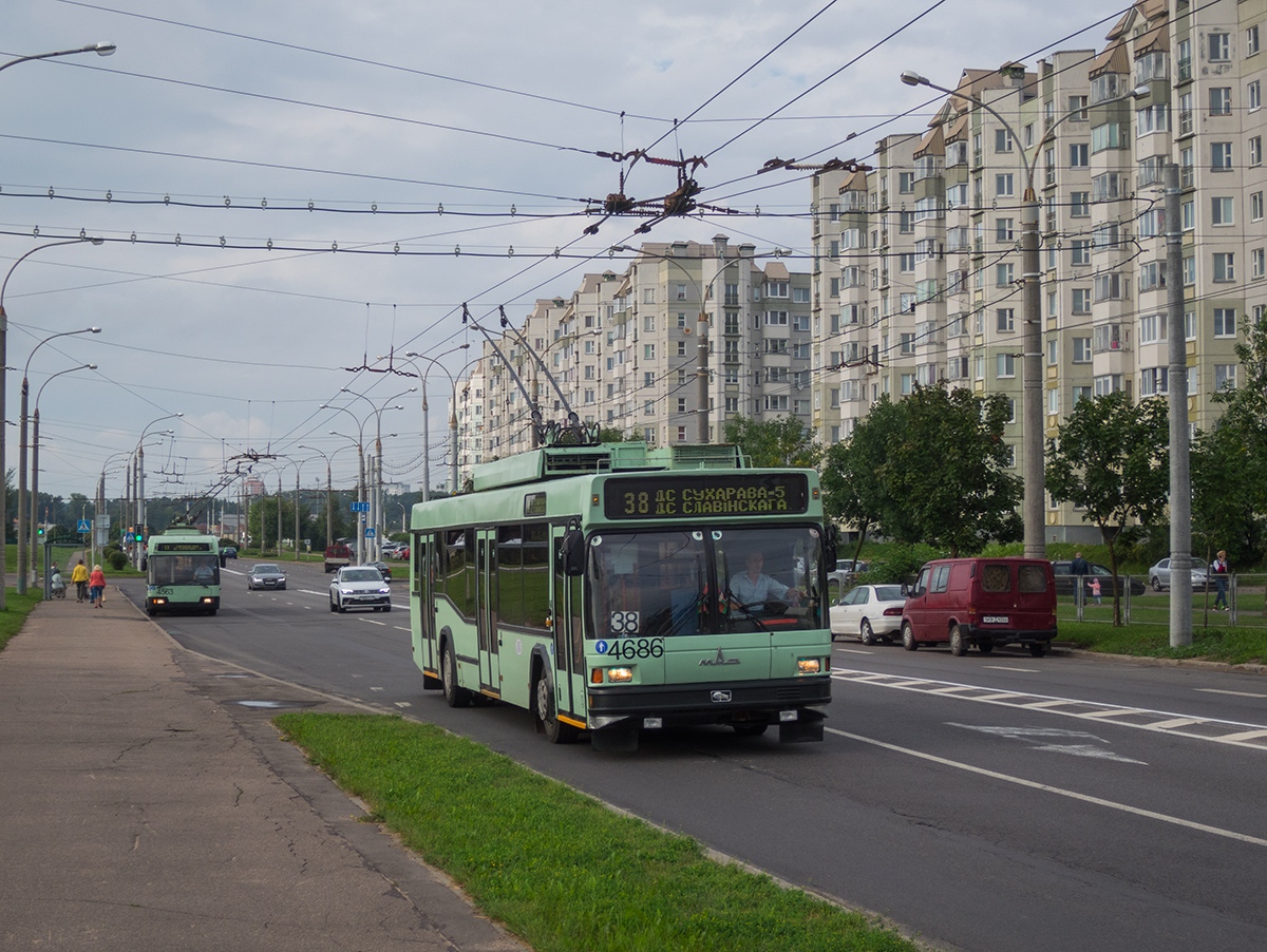 Мінск, БКМ 221 № 4686