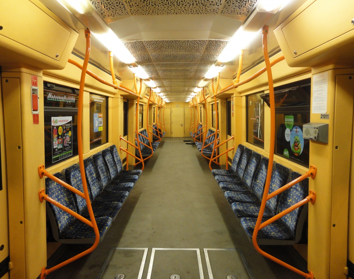 Кіеў, 81-7021 № 21011