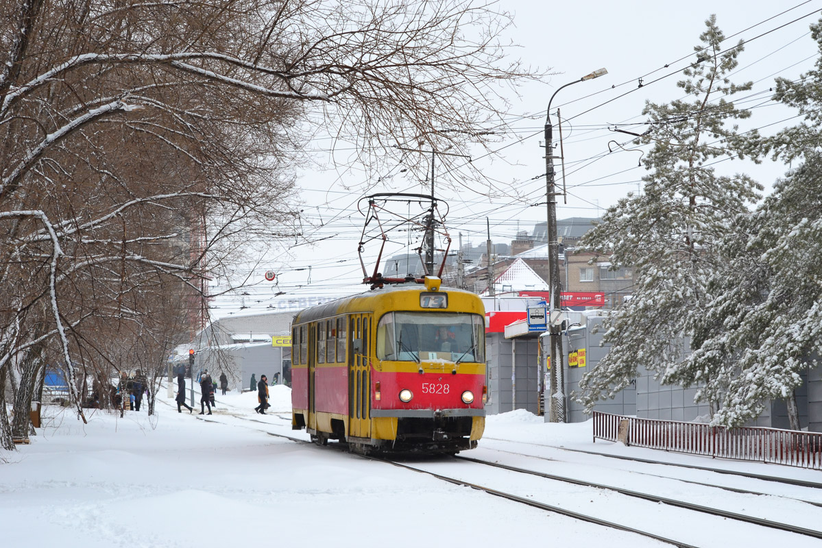 Волгоград, Tatra T3SU № 5828