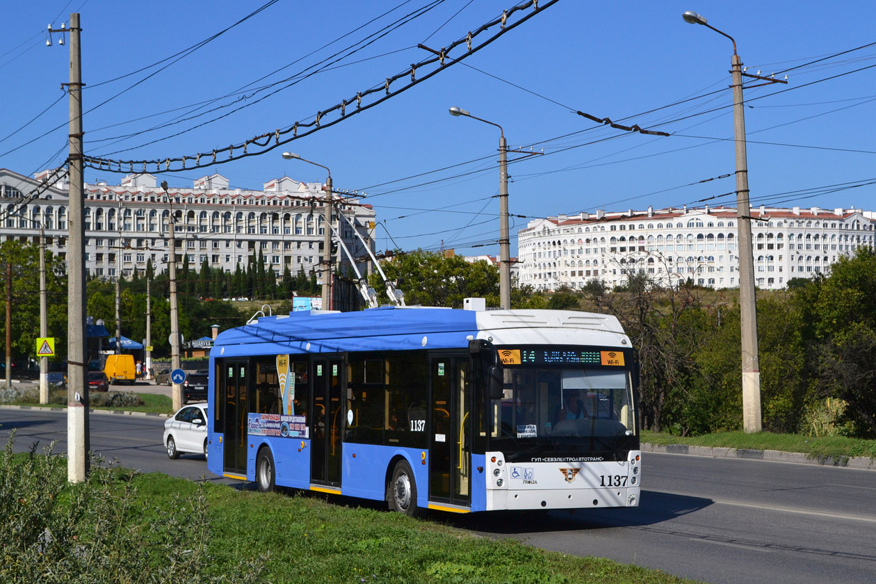 Севастополь, Тролза-5265.02 «Мегаполис» № 1137