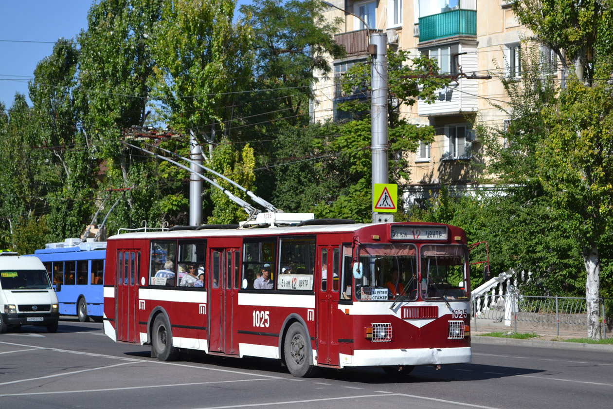 Севастополь, ЗиУ-682Г [Г00] № 1025
