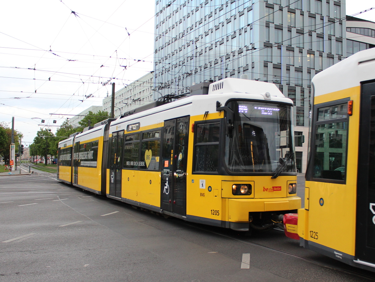 Берлин, BVG GTNO № 1205