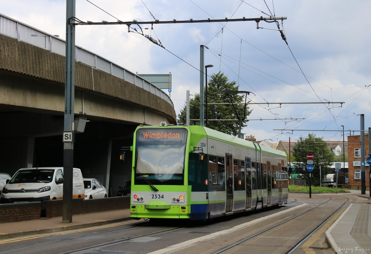 Лондон, Bombardier CR-4000 № 2534