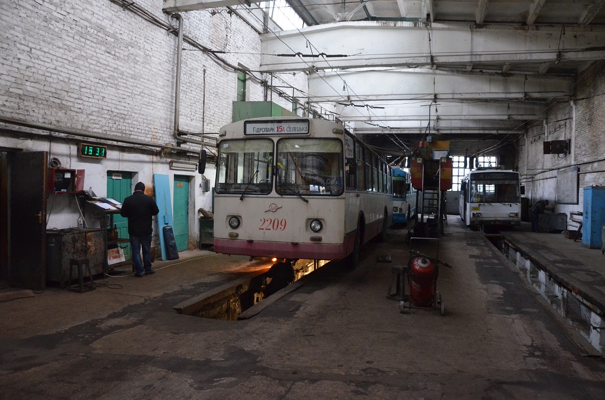 Житомир, ЗиУ-682В № 2209