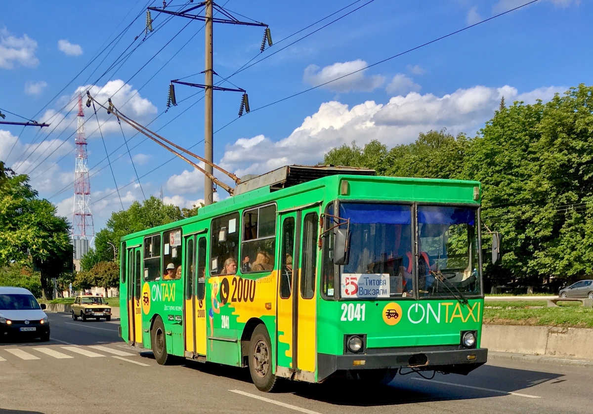 Днепр, ЮМЗ Т1Р (Т2П) № 2041