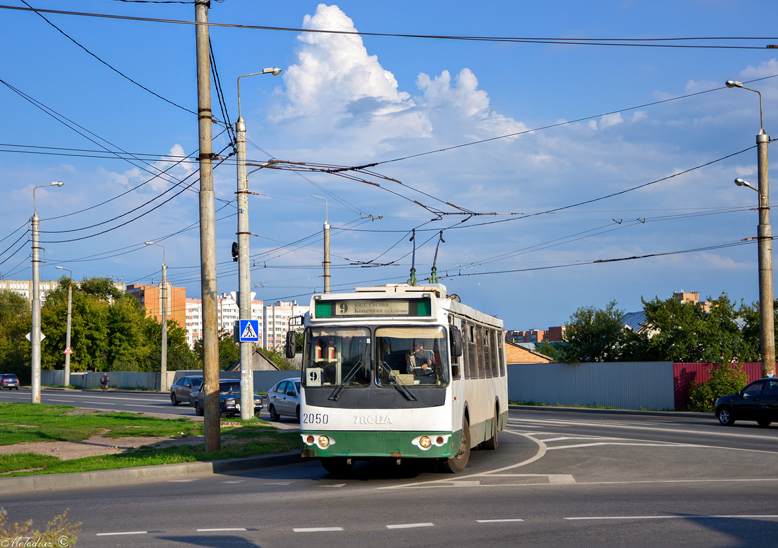 Penza, ZiU-682G-016.02 č. 2050