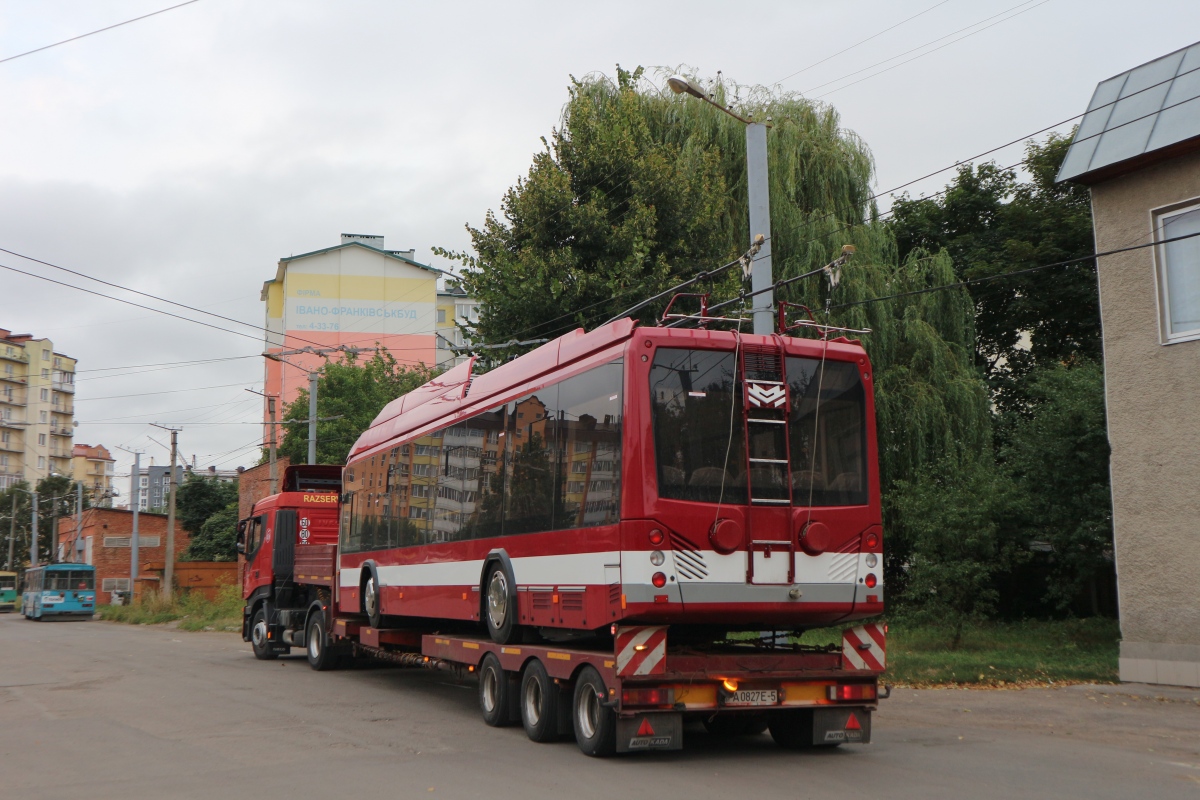 Ивано-Франковск, БКМ 321 № 221; Ивано-Франковск — Транспортировка и тестирование троллейбусов БКМ 321