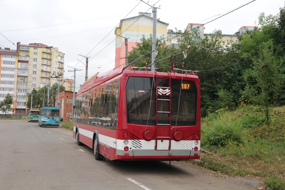 Ивано-Франковск, БКМ 321 № 221; Ивано-Франковск — Транспортировка и тестирование троллейбусов БКМ 321