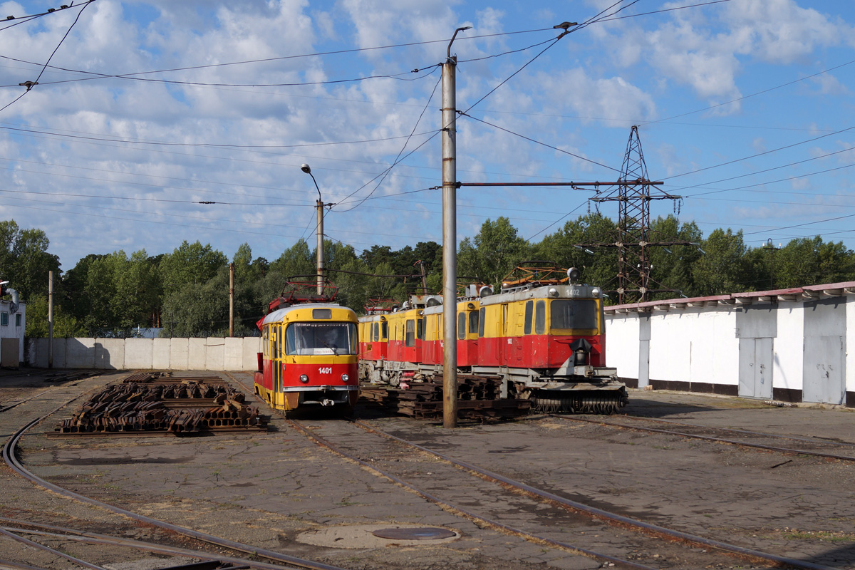 Барнаул, Tatra T3SU (двухдверная) № 1401; Барнаул, ГС-4 (КРТТЗ) № 1402