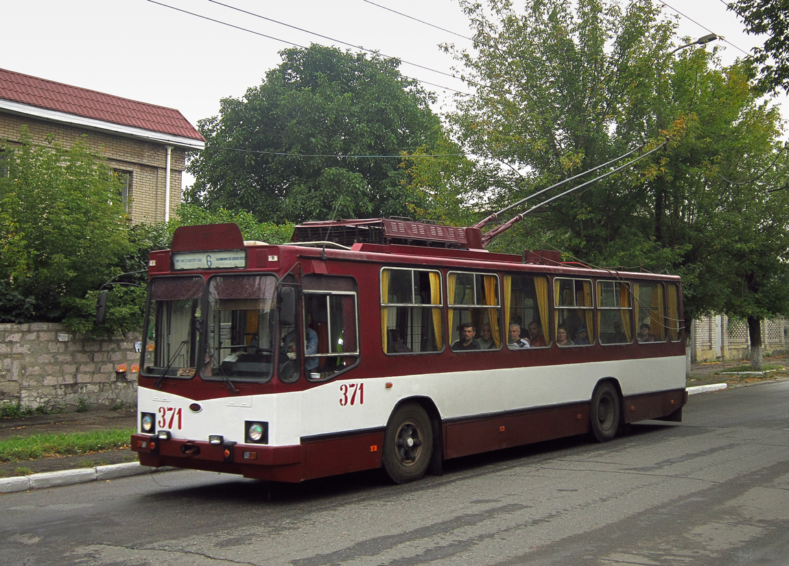 Алчевск, ЮМЗ Т2 № 371