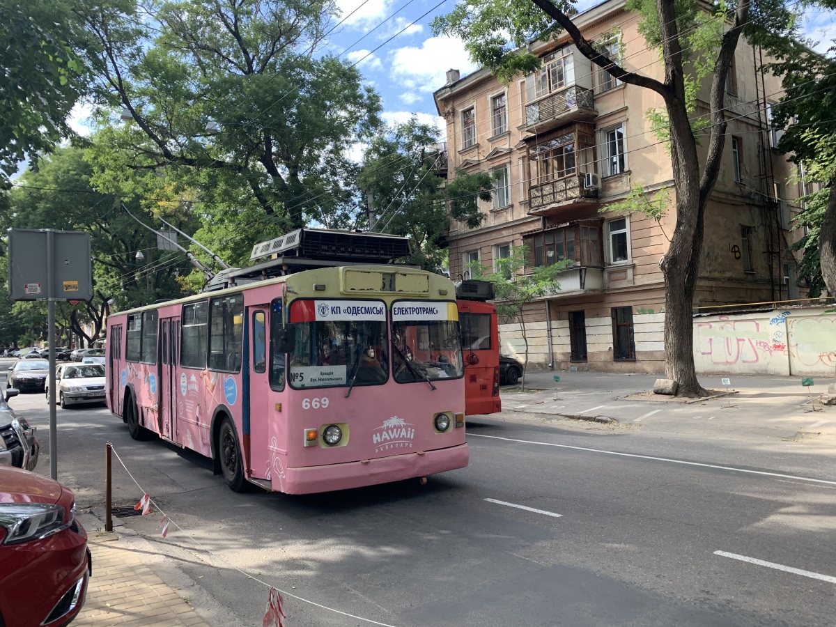 Одесса, ЗиУ-682В-012 [В0А] № 669