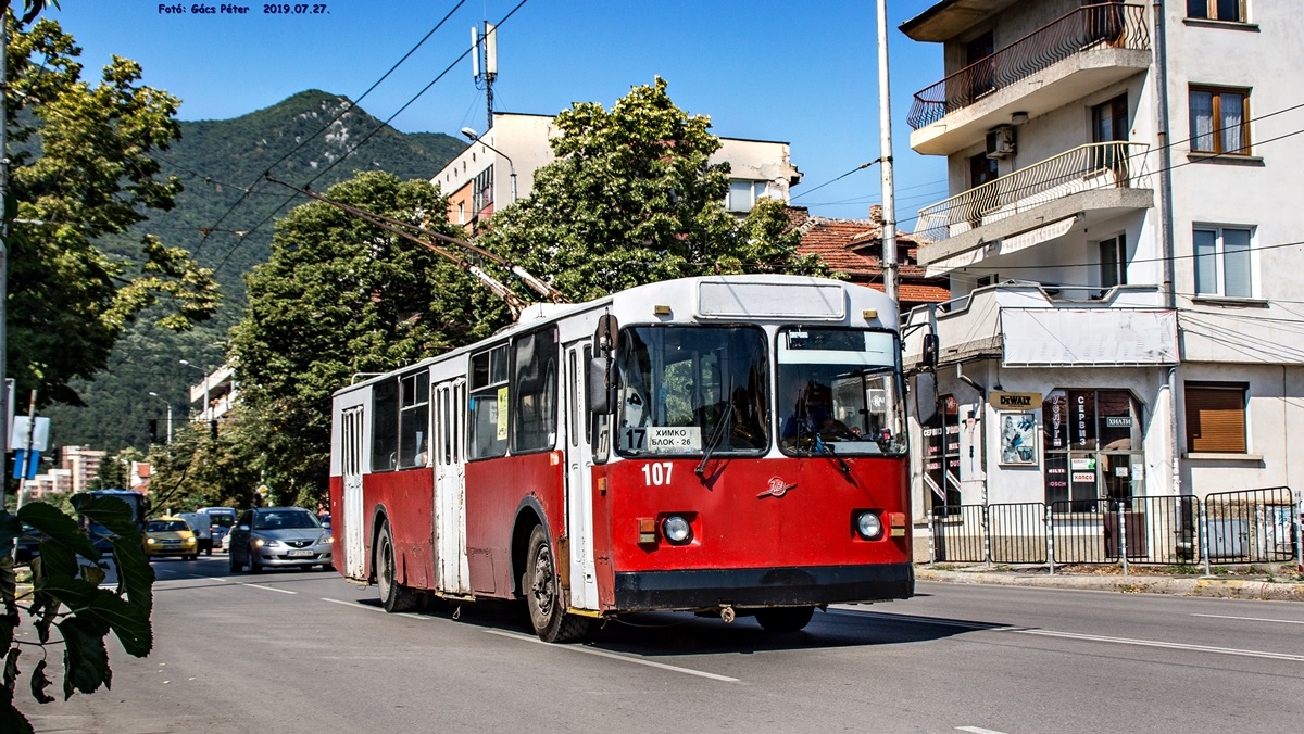 Враца, ЗиУ-682В1УБ № 107