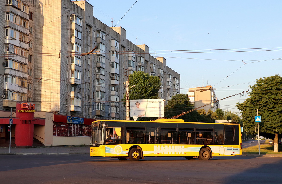 Кременчуг, ЛАЗ E183D1 № 203