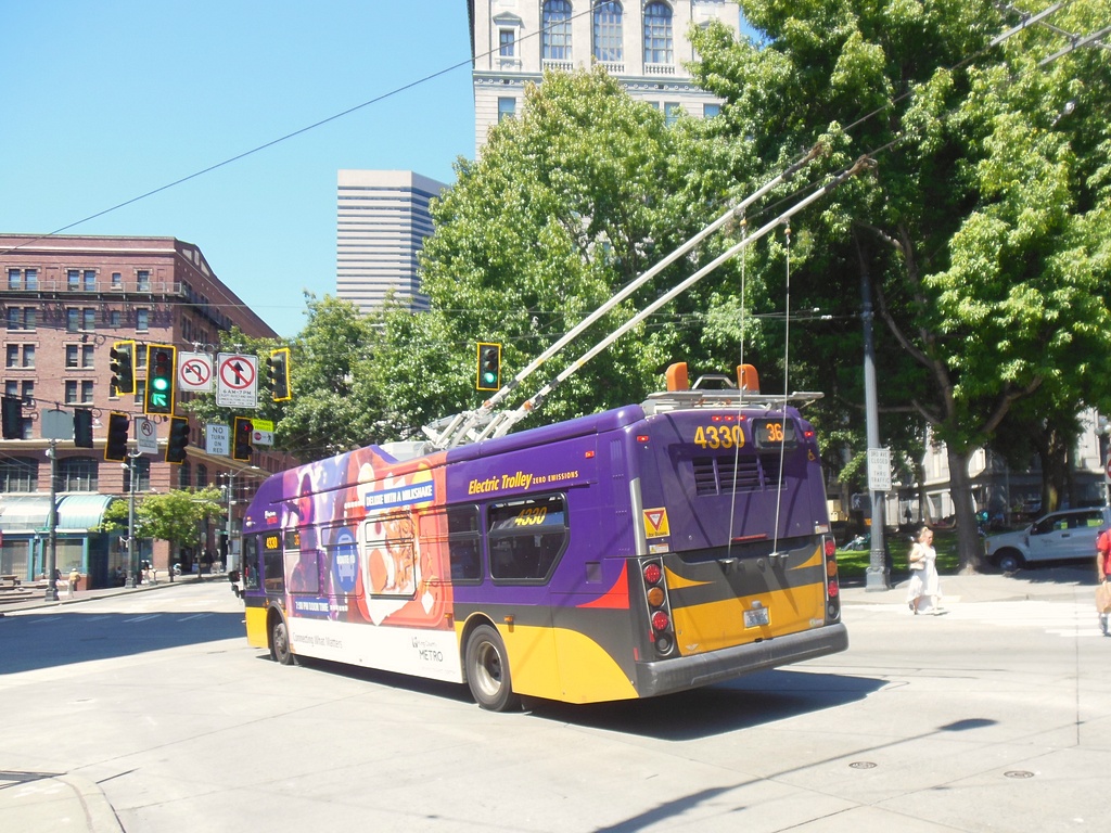 Сиэтл, New Flyer Xcelsior XT40 № 4330