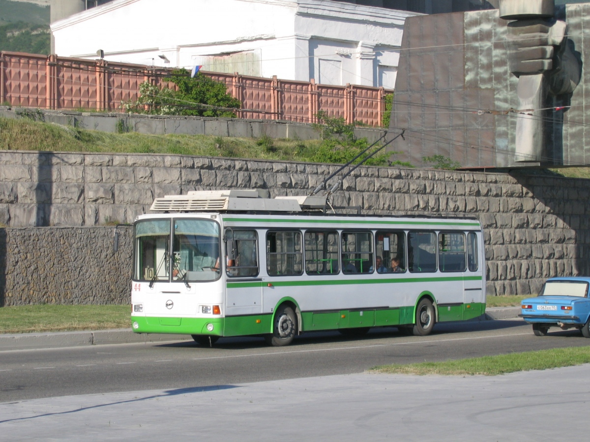Новороссийск, ЛиАЗ-5280 (ВЗТМ) № 44