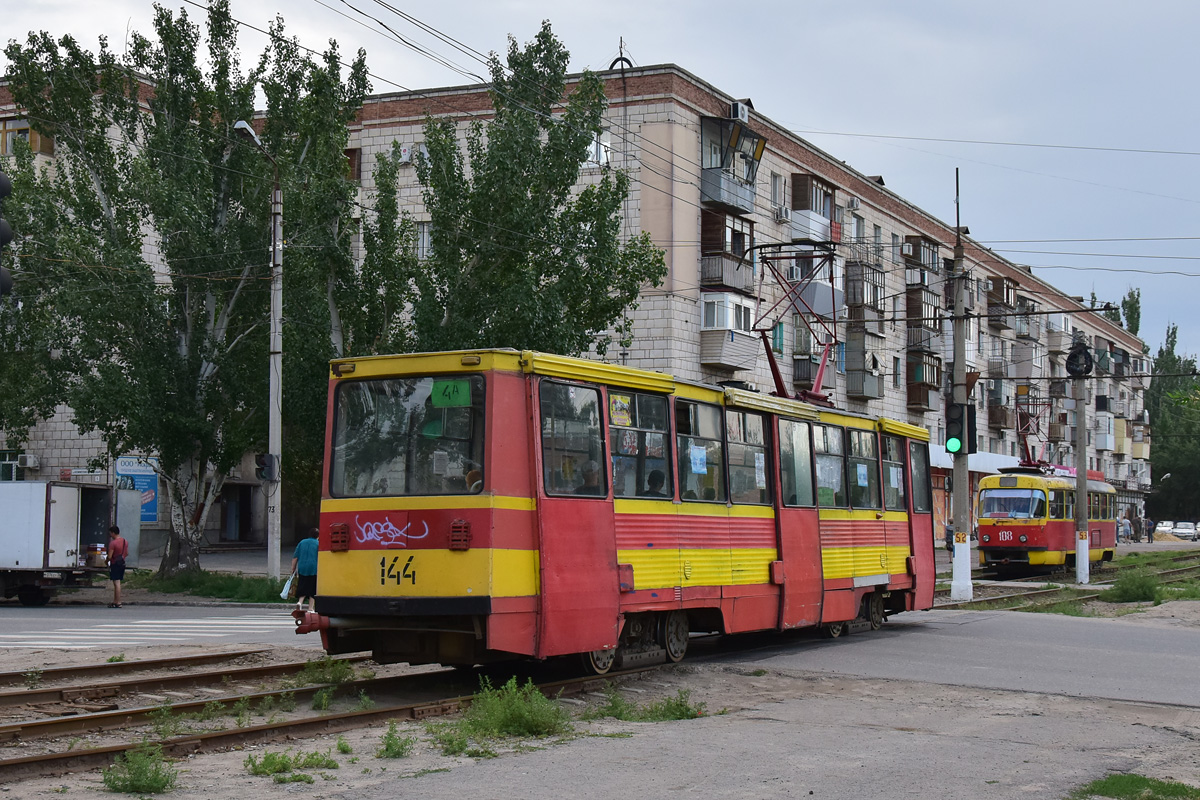 Волжский, 71-605 (КТМ-5М3) № 144