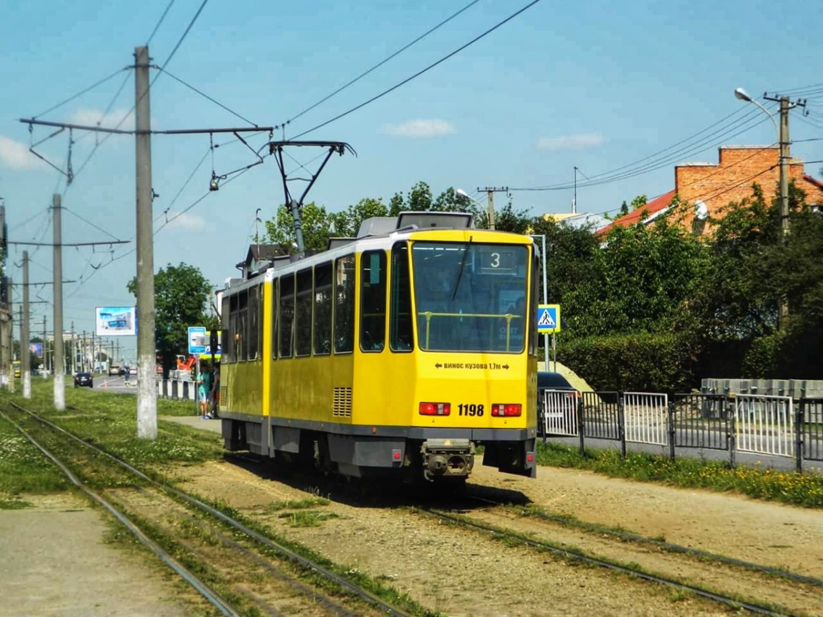 Львов, Tatra KT4DM № 1198