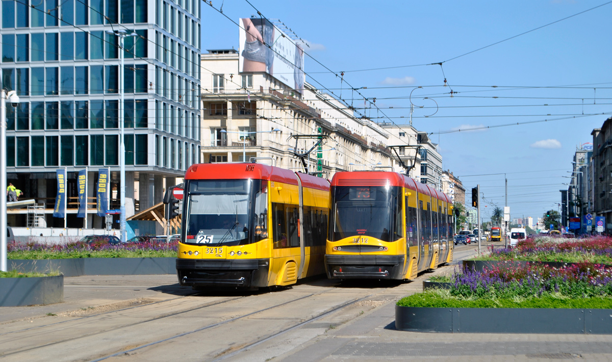 Варшава, PESA Swing 120Na № 3215; Варшава, PESA Swing 120Na № 3212