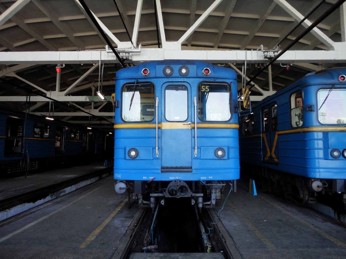 Kijevas, Ema-502 nr. 7194