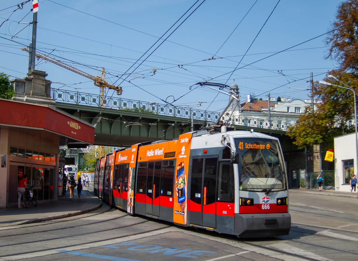 Вена, Siemens ULF-B № 666 Вена, Siemens ULF-B № 666