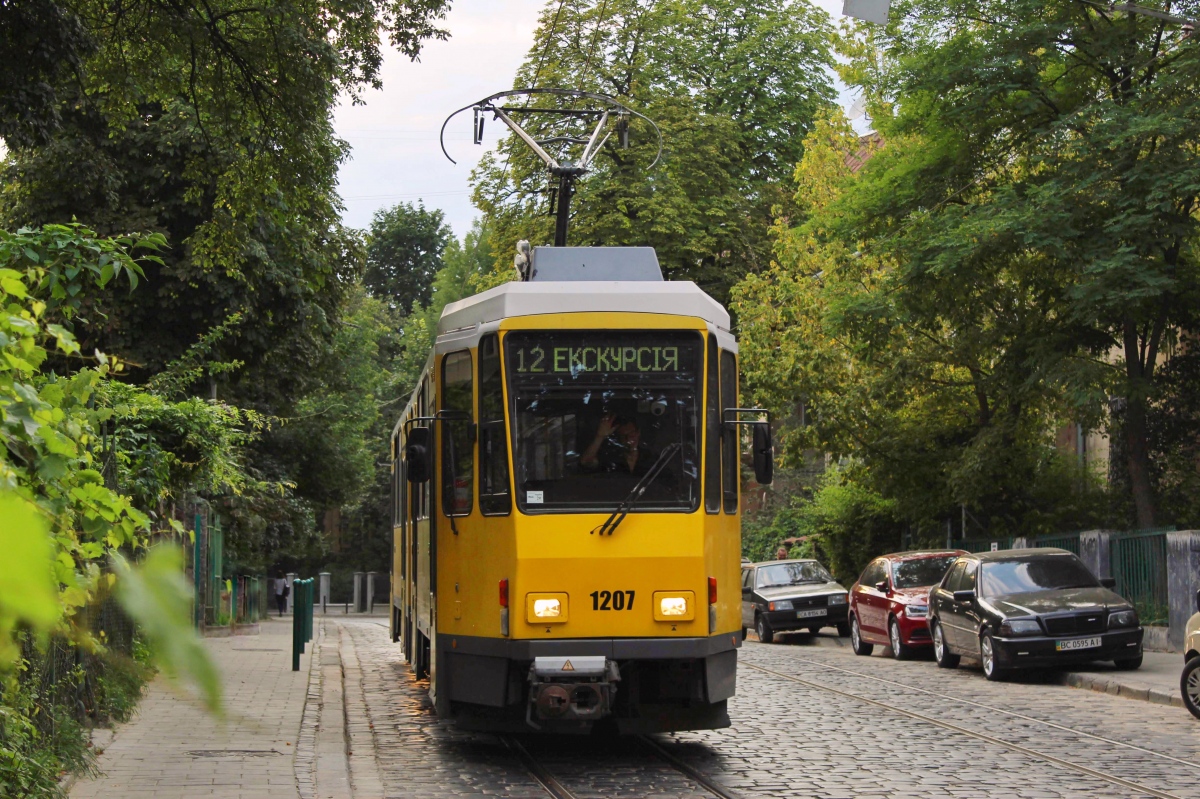 Львов, Tatra KT4DM № 1207