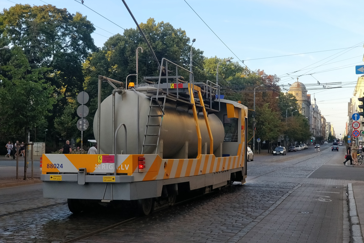 Рига, Tatra T6B5SU № 88024