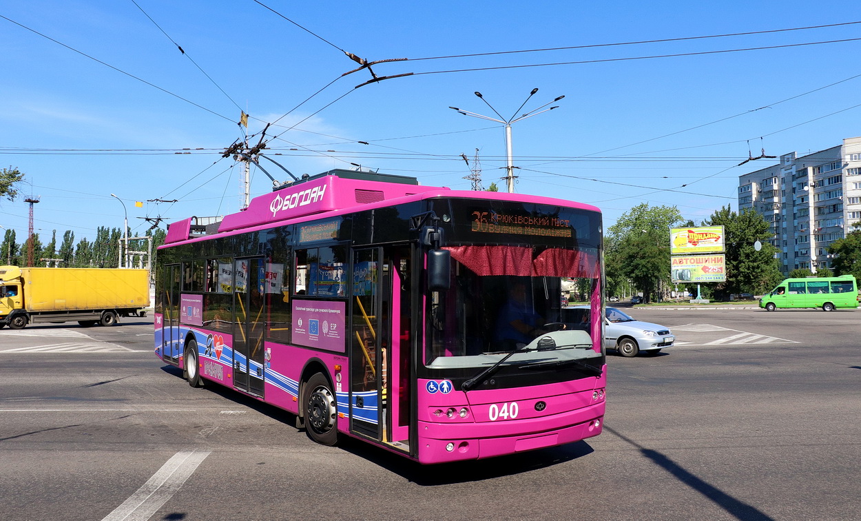 Кременчуг, Богдан Т70117 № 040