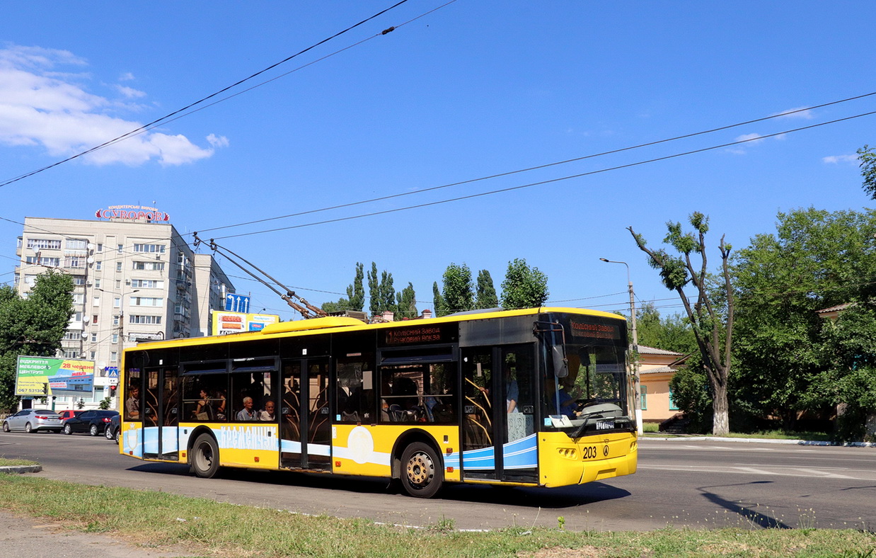 Кременчуг, ЛАЗ E183D1 № 203