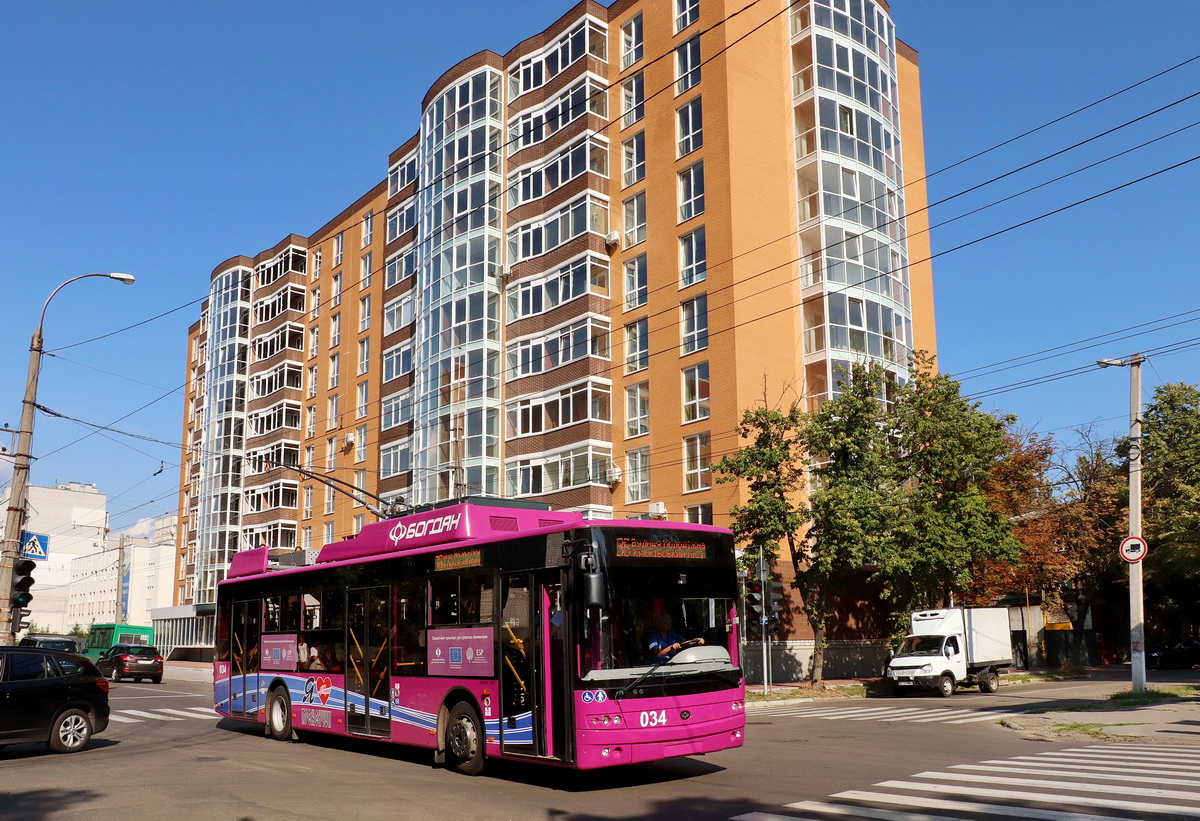 Кременчуг, Богдан Т70117 № 034