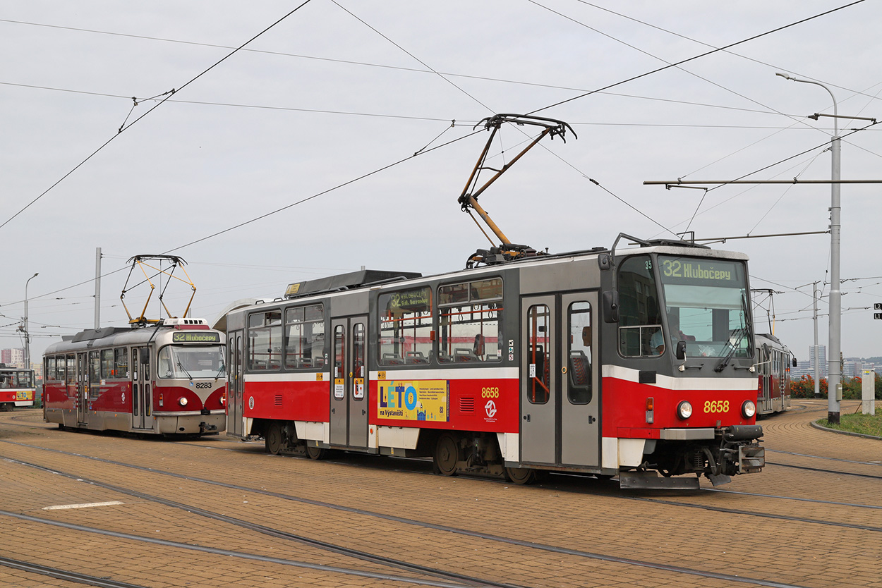 Прага, Tatra T6A5 № 8658