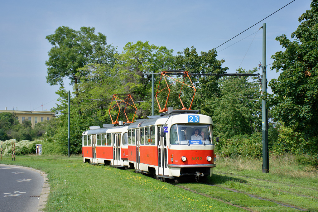 Прага, Tatra T3 № 6892