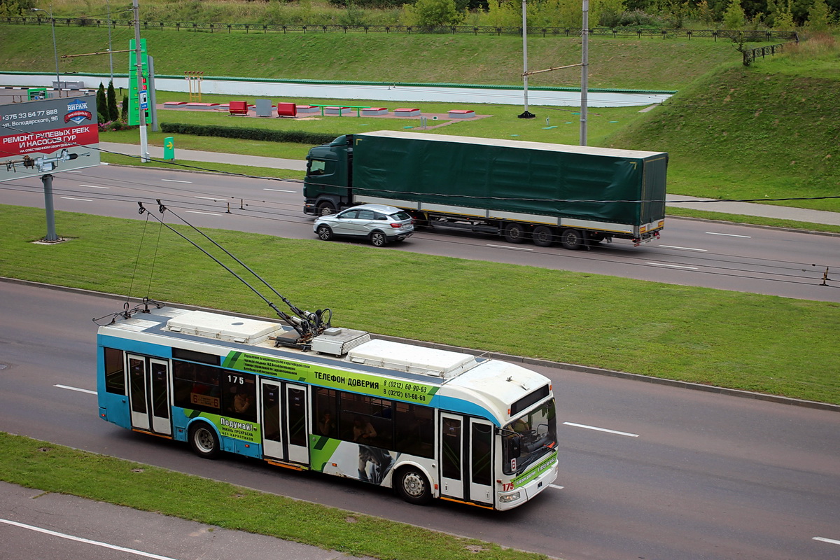 Витебск, БКМ 321 № 175