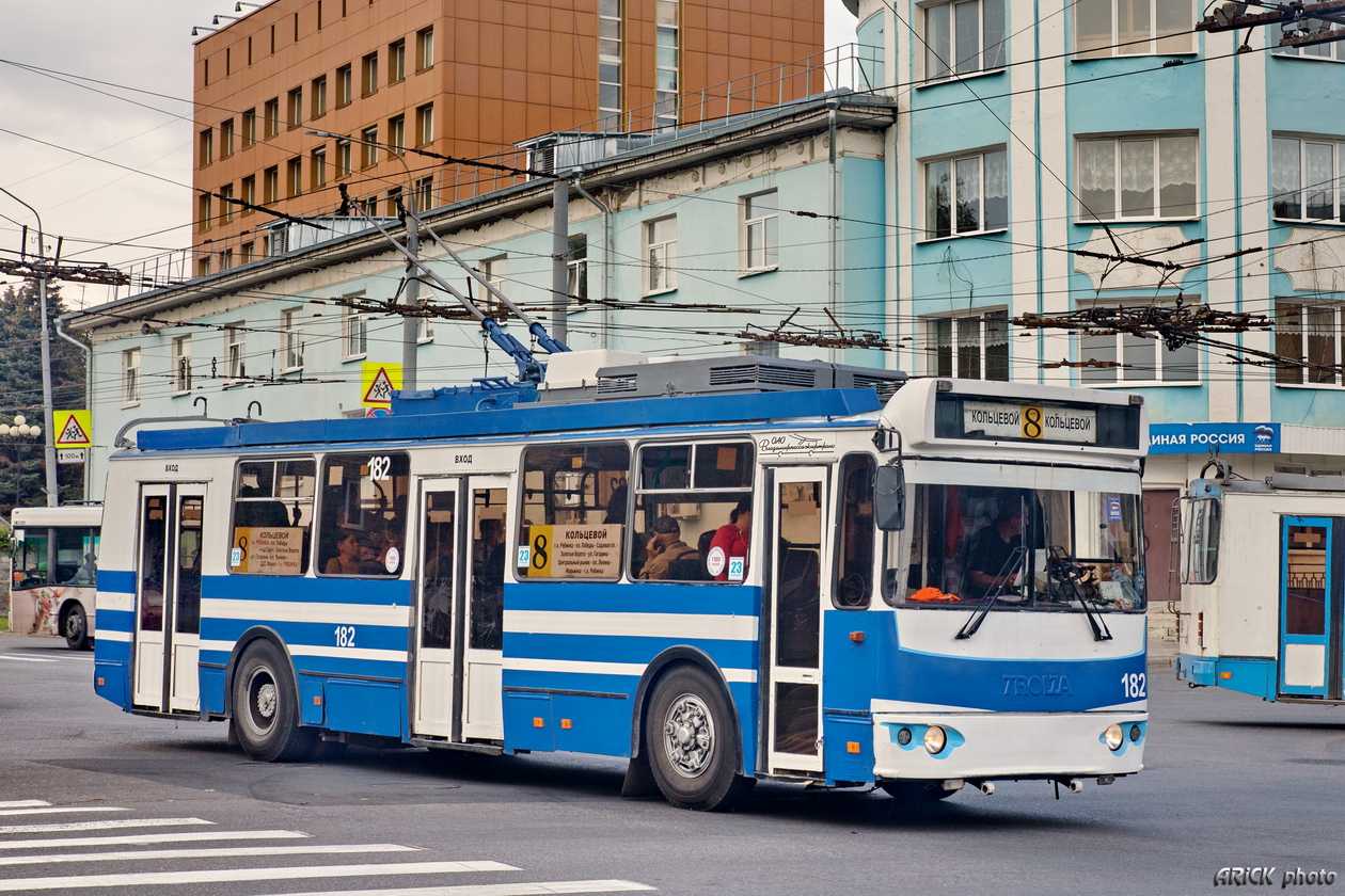 Владимир, ЗиУ-682Г-016.02 № 182