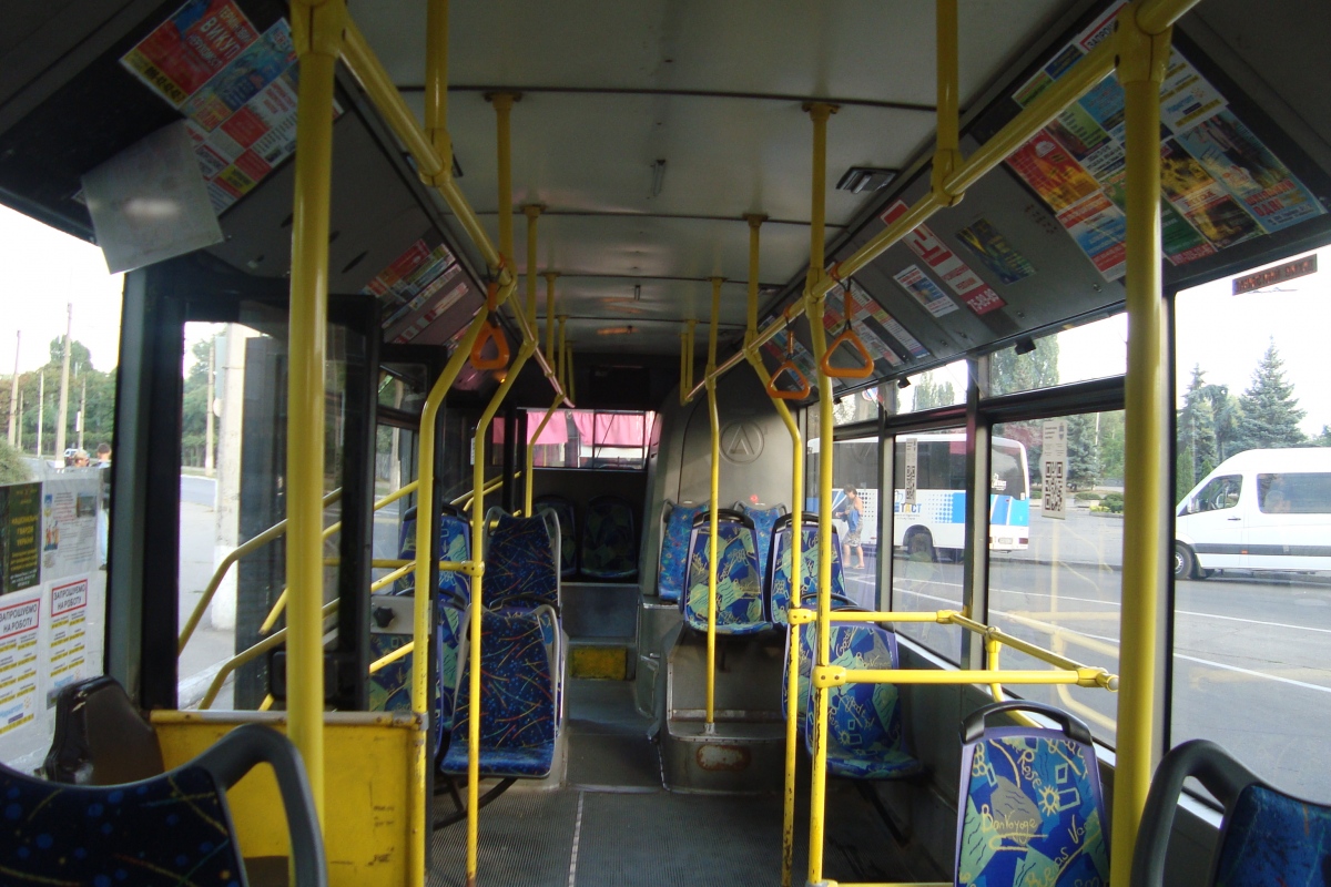 Кременчуг, ЛАЗ E183D1 № 194