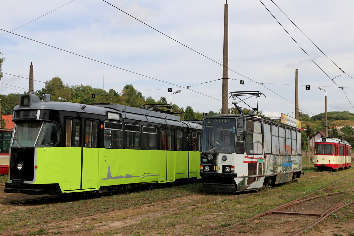 Гожув-Велькопольский, Konstal 105Na № 117; Гожув-Велькопольский, Wegmann 6ZGTW № 255 Гожув-Велькопольский, Konstal 105Na № 117; Гожув-Велькопольский, Wegmann 6ZGTW № 255