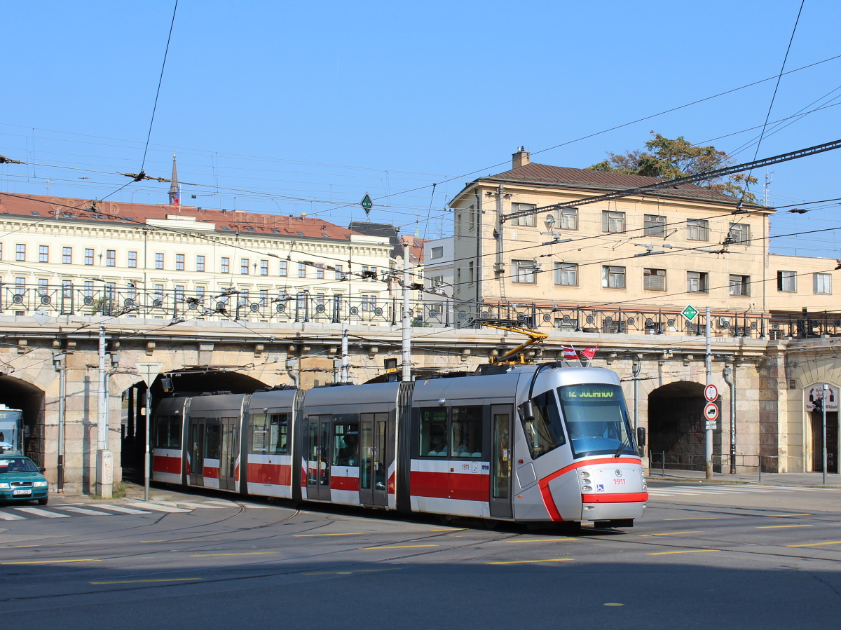 Брно, Škoda 13T Elektra № 1911