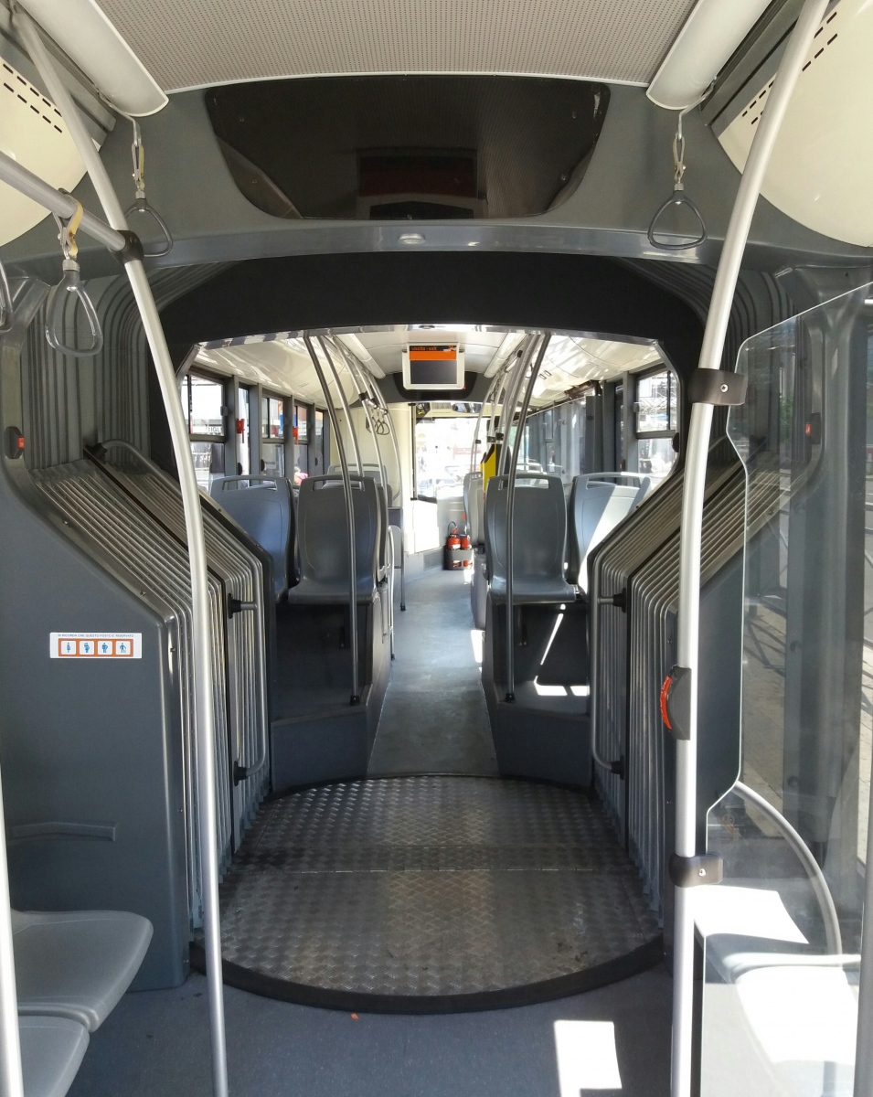 Рим, BredaMenarinibus Avancity HTB № 8620