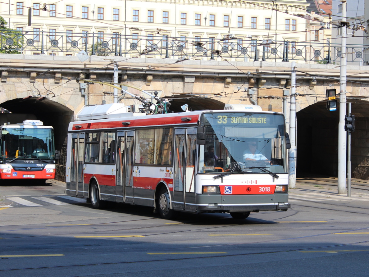 Брно, Škoda 21Tr № 3018